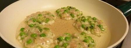 оладьи из куриного фарша. Шаг 3