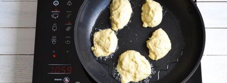 оладьи на кефире. Шаг 9