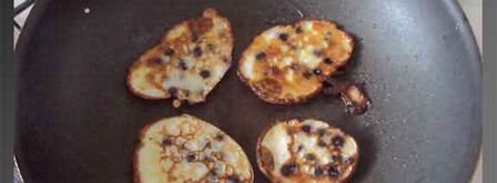 оладьи с черникой. Шаг 11