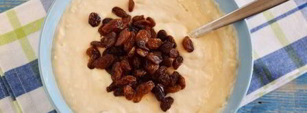 оладьи с изюмом. Шаг 8