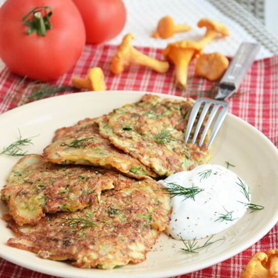 Рецепт оладьи с кабачком и лисичками