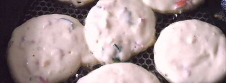 оладьи с сыром и колбасой. Шаг 3