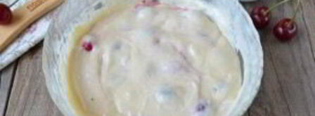 оладьи с вишней на кефире. Шаг 5