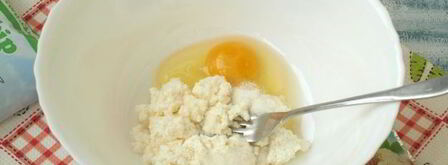 пышные оладьи с творогом на кефире. Шаг 4