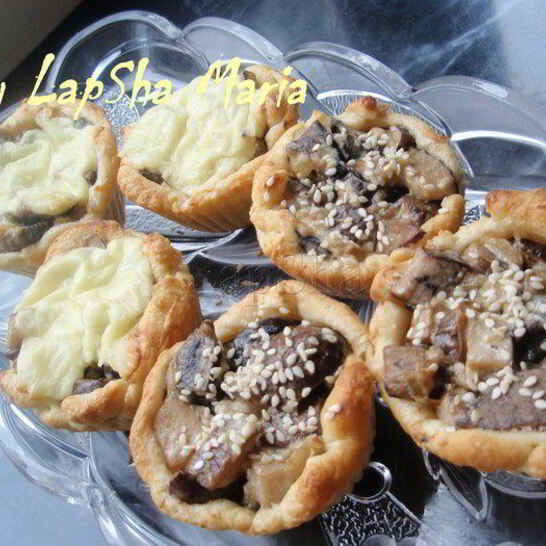 Рецепт открытые слойки с подосиновиками