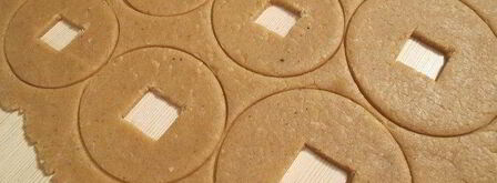 имбирное печенье китайские монеты. Шаг 5