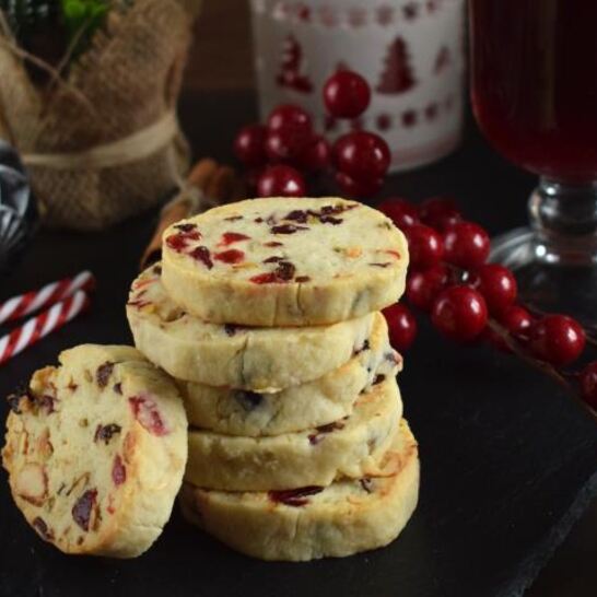 Рецепт печенье с орехами и ягодами