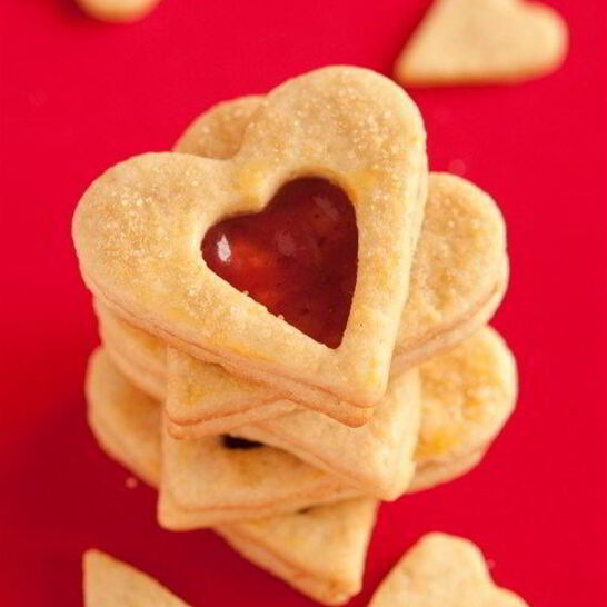 Рецепт песочное печенье с клубничным конфитюром