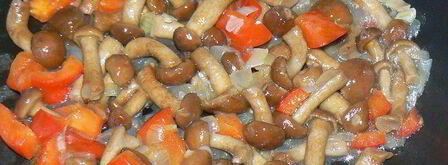 киш с копченой курицей и грибами. Шаг 3