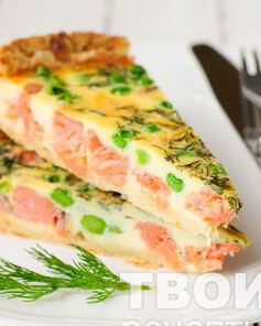 Пирог с красной рыбой