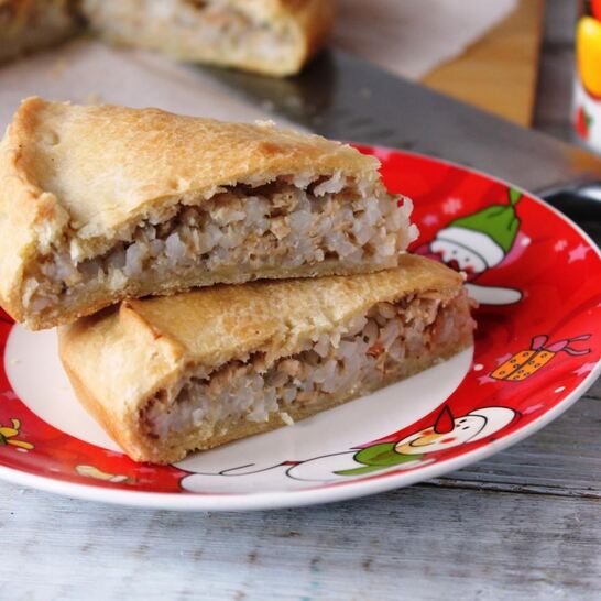Рецепт пирог с рыбой и рисом