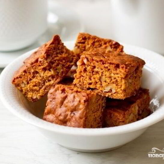 Рецепт пирог с вареной сгущенкой и грецкими орехами