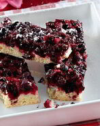 Пирог со свежими ягодами