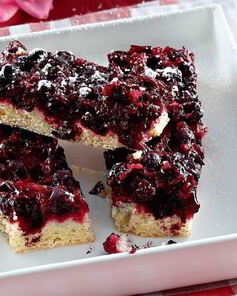 Пирог со свежими ягодами