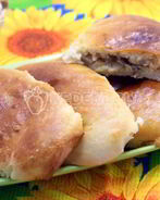 Пироги с капустой и грибами Лапти