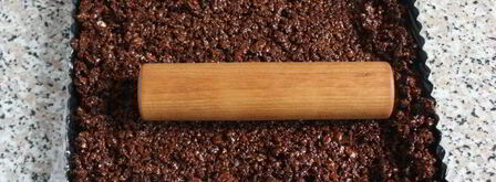 шоколадный пирог с мини-бретцелями. Шаг 5