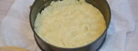 тертый пирог с яблоками. Шаг 4