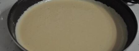 томатный пирог с луком и колбасами. Шаг 6