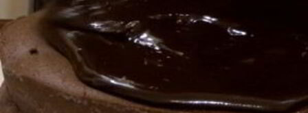 вкуснейший шоколадный пирог с творожными шариками. Шаг 6