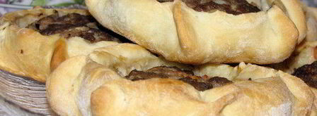 арабские открытые пирожки с мясом. Шаг 6