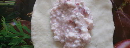 дрожжевые пирожки с творогом и клубникой. Шаг 9