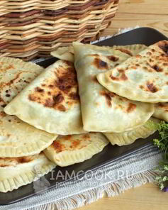 Кутабы с зеленью