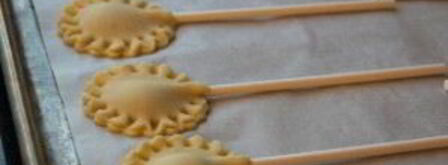 мини-пирожки на палочке. Шаг 4