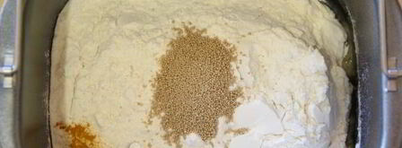 пирожки из дрожжевого теста с яблоками и повидлом. Шаг 6