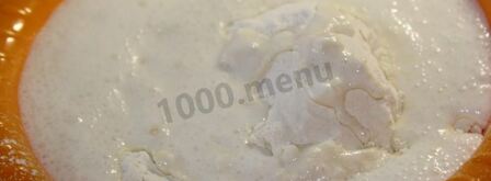 пирожки на кефире с зеленым луком и яйцом. Шаг 5