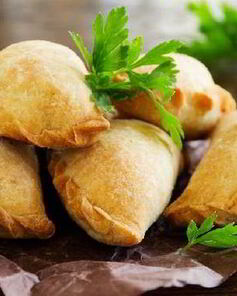 Румяные мясные пирожки