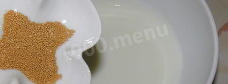 сдобные дрожжевые пирожки с яйцом и луком. Шаг 3