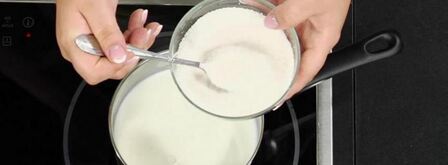 миндальные пирожные с малиной. Шаг 4