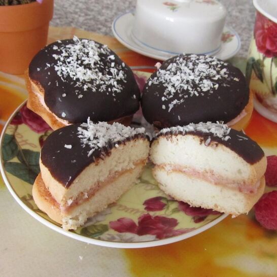 Рецепт пирожное буше глазированные с малиново-ореховым кремом