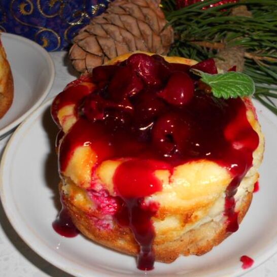 Рецепт пирожные с вишней и творожным кремом