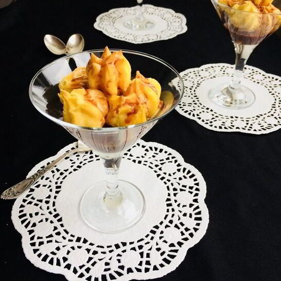 Рецепт заварные пирожные с кремом и шоколадным соусом