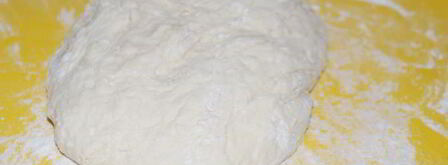 быстрая пицца на кефире. Шаг 3