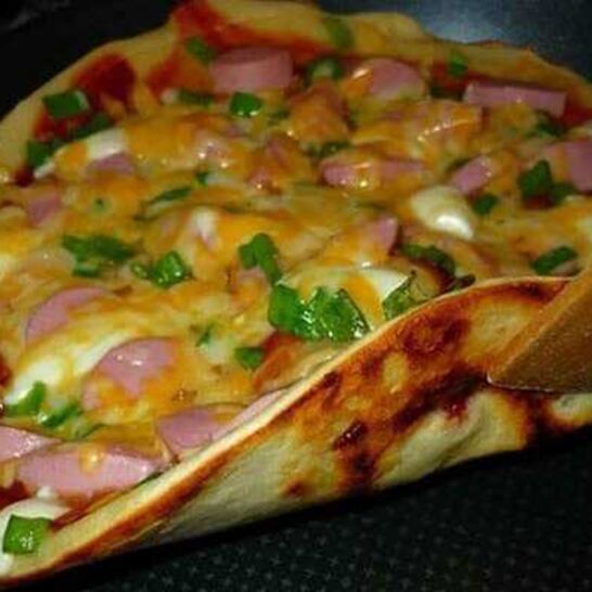 Рецепт домашняя пицца минутка на сковороде