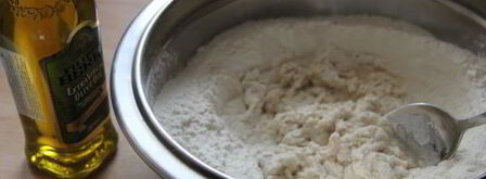 классическая тонкая пицца с начинкой ассорти. Шаг 3