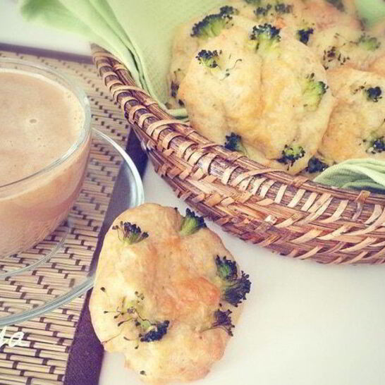 Рецепт мини-пиццы на заварном тесте с пармезаном и брокколи