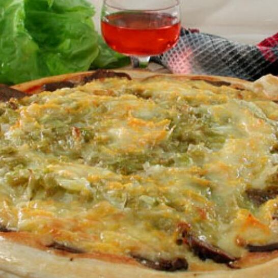 Рецепт пицца с печенью и капустой