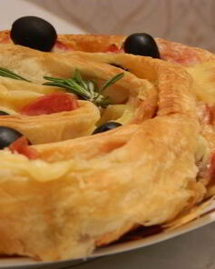 Пицца с ветчиной