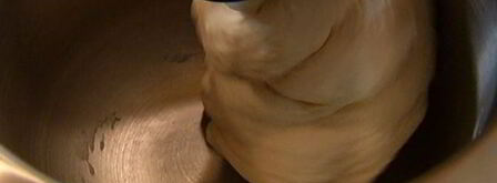 пицца с яйцом и шпинатом. Шаг 3