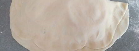 закрытая пицца с курицей и чесноком. Шаг 10