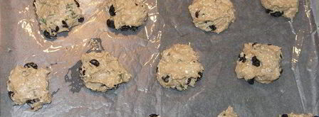 пряники с кунжутом, изюмом и мятой. Шаг 6