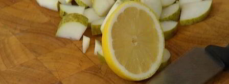 хитрая грушевая шарлотка с ежевикой. Шаг 3