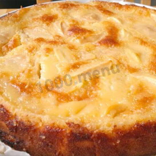 Рецепт шарлотка на молоке с яблоками