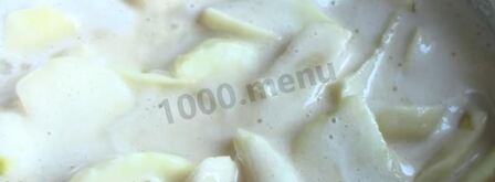 шарлотка на молоке с яблоками. Шаг 8