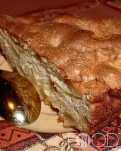 Шарлотка с бананами