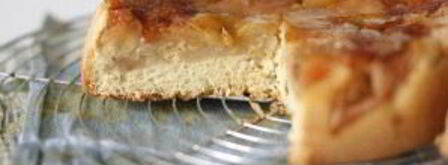 шарлотка с карамелизированными яблоками. Шаг 9