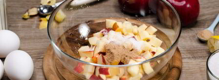 шарлотка с розами из яблок. Шаг 2